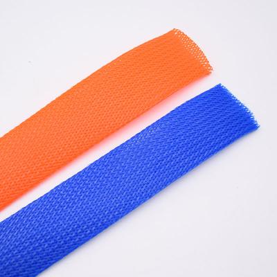 Funda trenzada expandible de PET de colores para cables